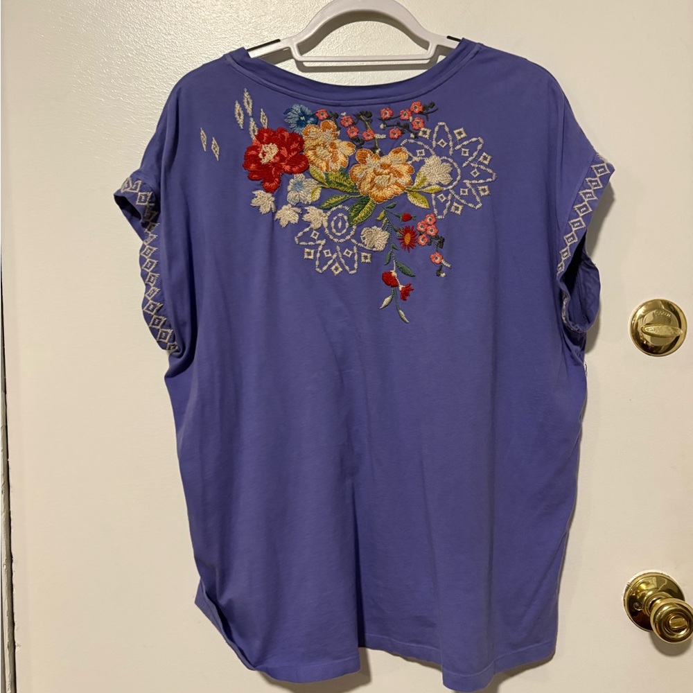 Johnny Was light purple Josephine relaxed Floral Embroidered Short Sleeve Top - Picture 10 of 10